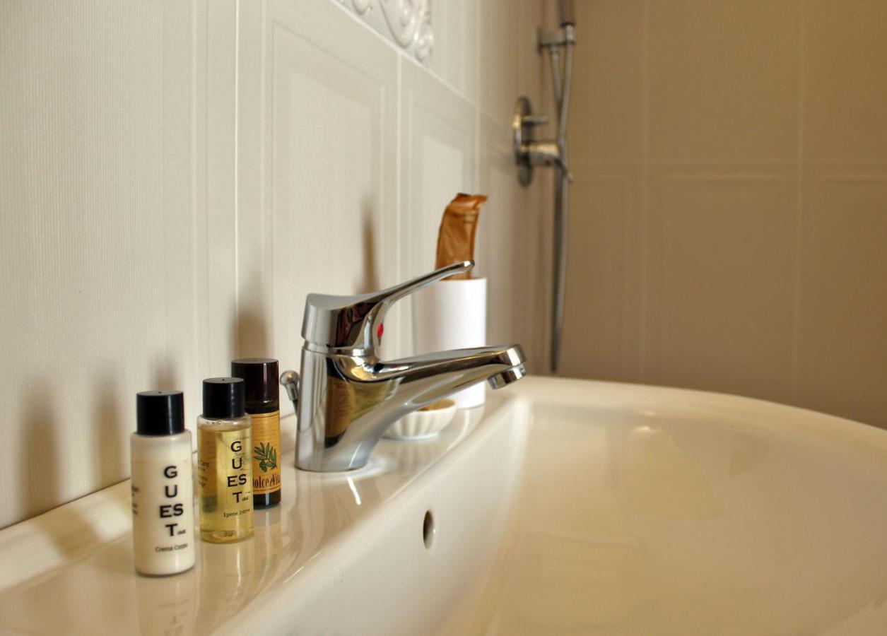 Dimora De Brado Bed & Breakfast Trani Exterior photo